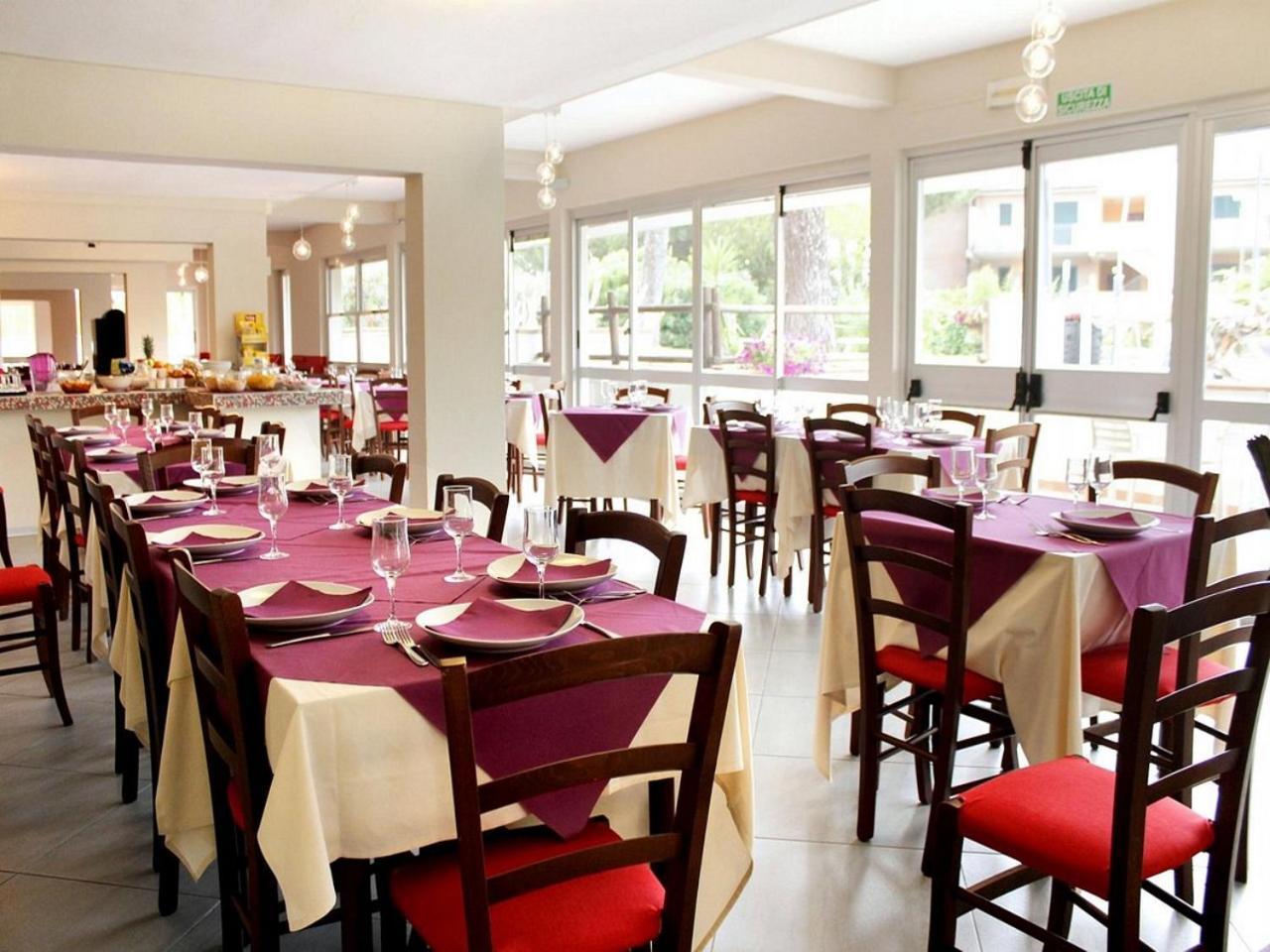 Pfa La Darsena - Follonica 3*