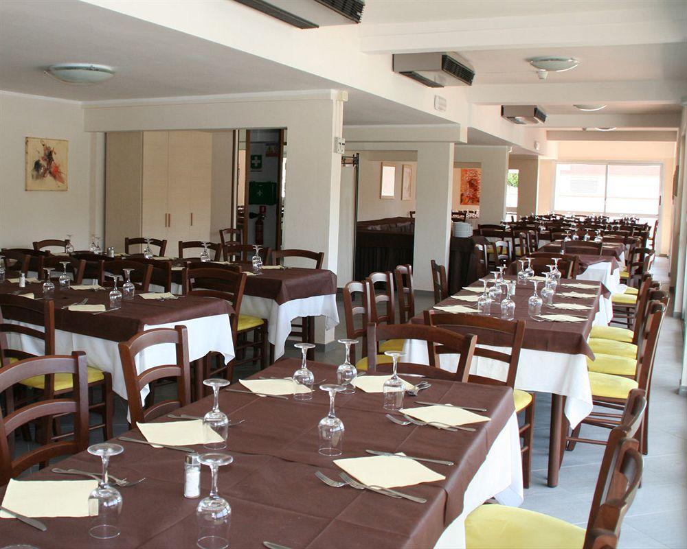 Pfa La Darsena - Follonica Hotel