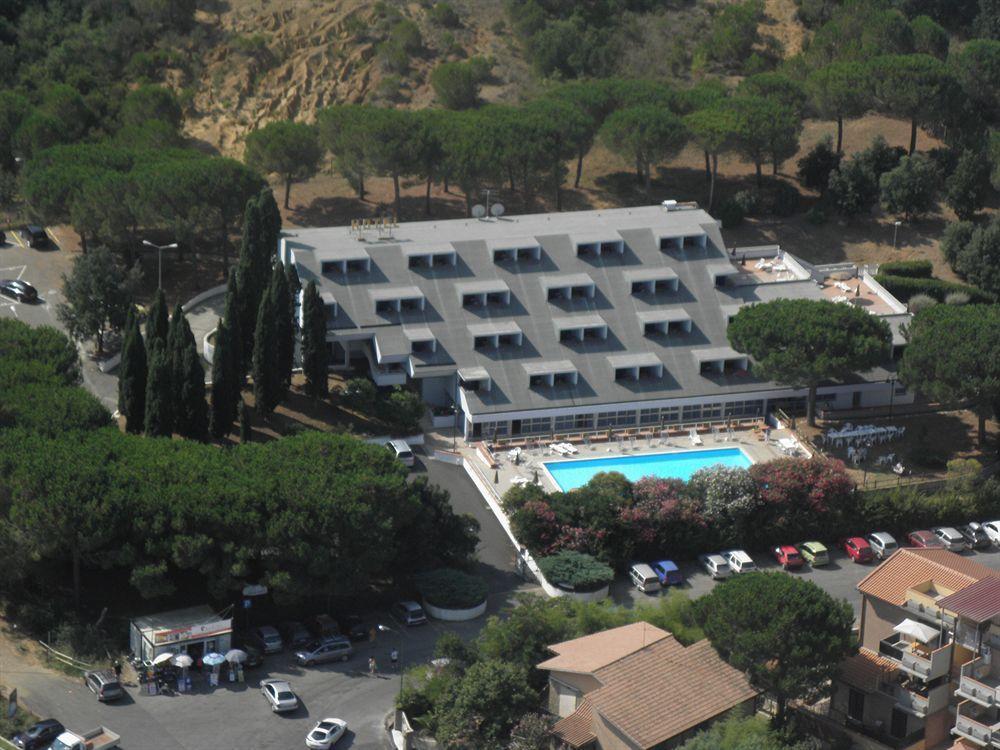 Pfa La Darsena - Follonica 3*